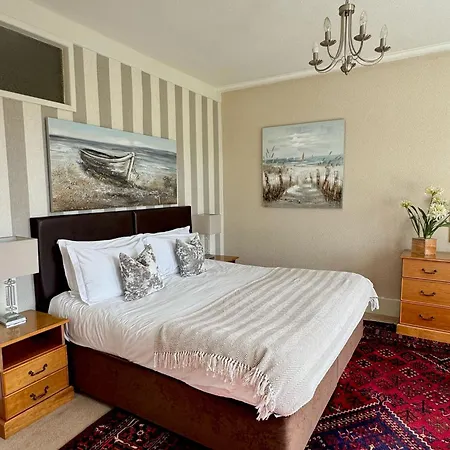 The White House Inn - Whitby