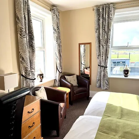 The White House Inn - Whitby 4*