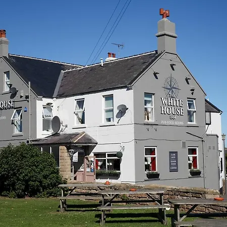 Мини-отель The White House Inn - Whitby 4*