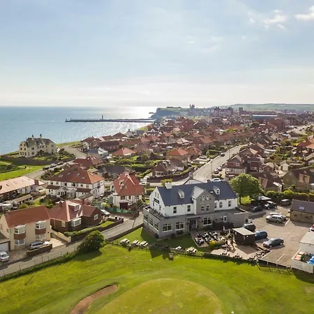 The White House Inn - Whitby Мини-отель