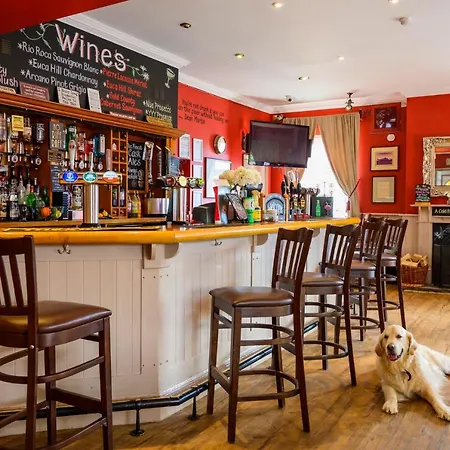 The White House Inn - Whitby Мини-отель 4*