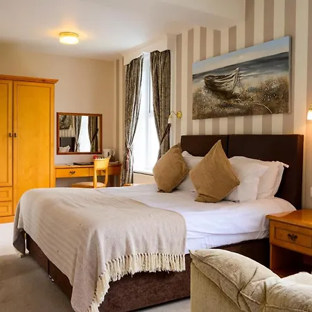The White House Inn - Whitby 4*