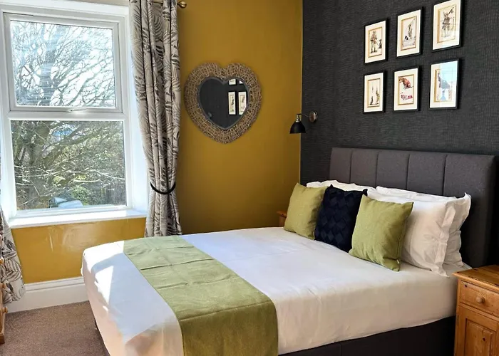 The White House Inn - Whitby Inn 4*