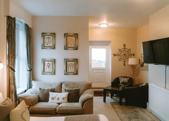 The White House Inn - Whitby Inn 4*